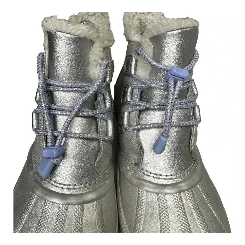 DISNEY X SOREL WOMEN’S OUT ‘N ABOUT FROZEN 2 BOOT Sz: 7